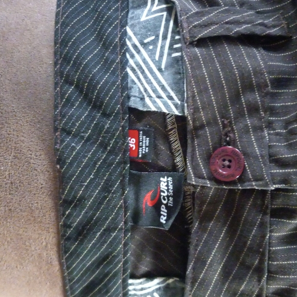 Men's RipCurl Shorts - Picture 3 of 3